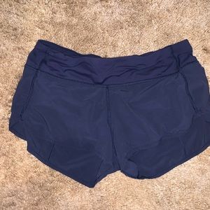 Lululemon Speed up Shorts Size 6